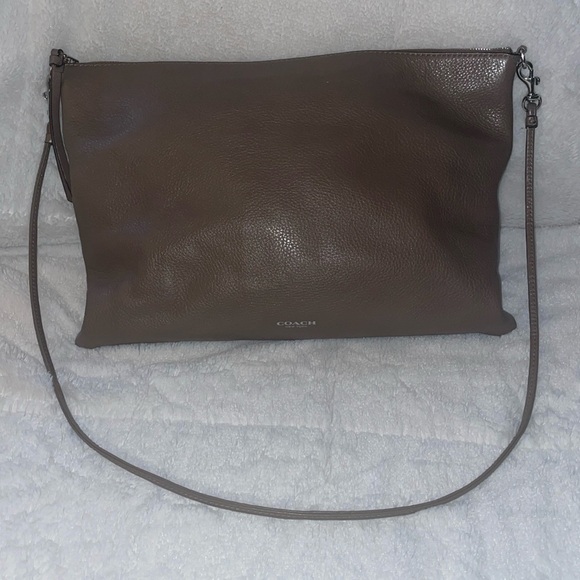 COACH “Bleecker” Bag #L1382-29461 in Taupe Leather - Picture 3 of 15